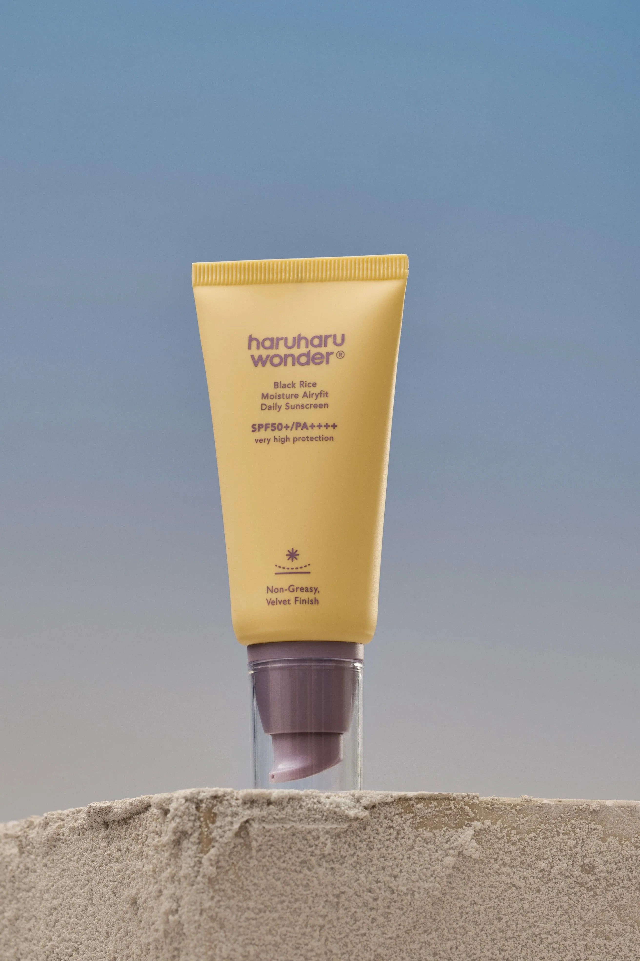 Haruharu wonder Black Rice Moisture Airyfit Daily Sunscreen Unscented SPF50  50ml