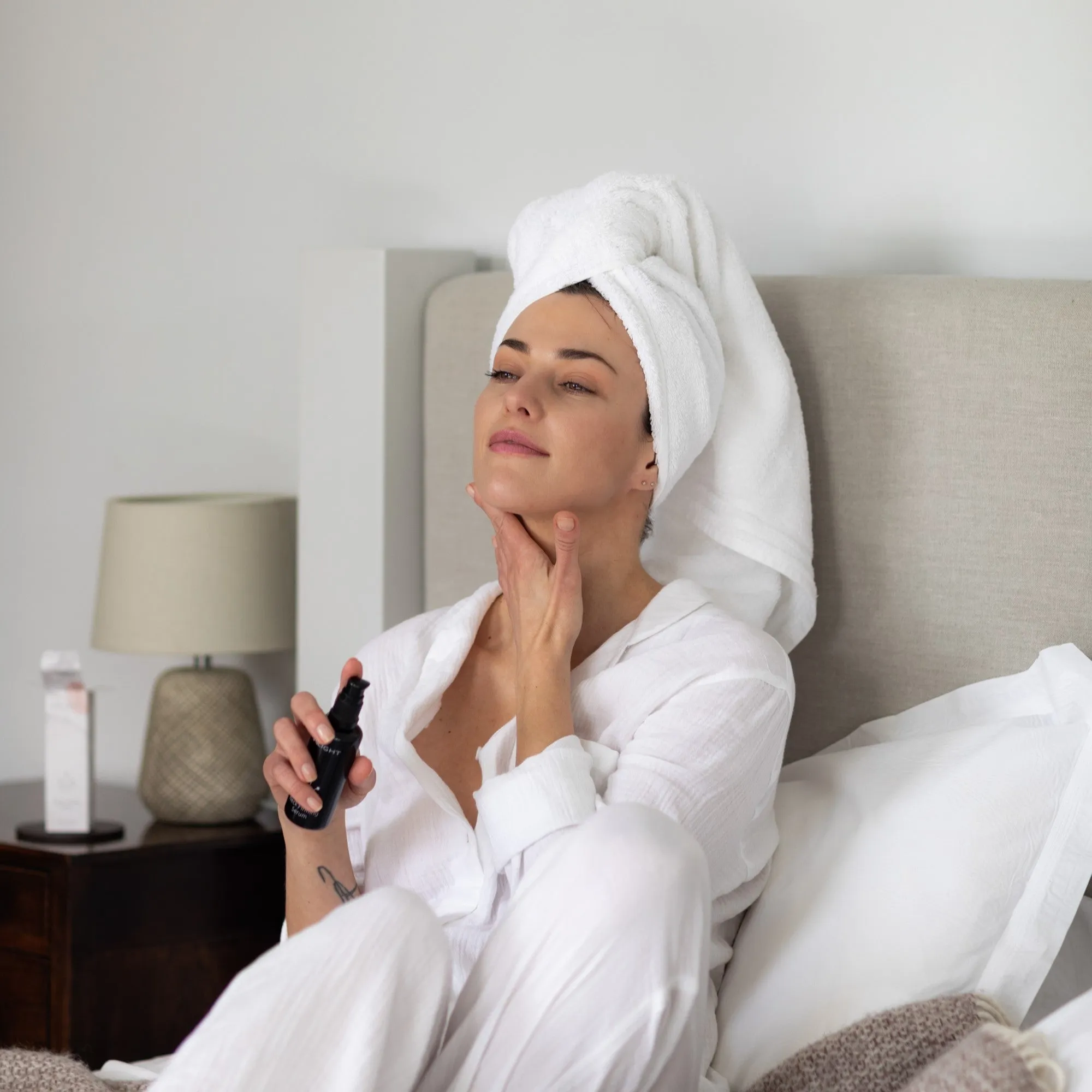 INLIGHT BEAUTY - Neck Firming Serum