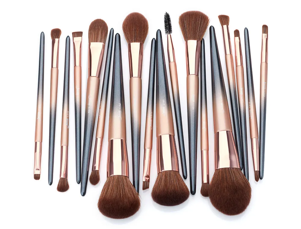 Luxury 18 Pcs Makeup Brush Kit T264