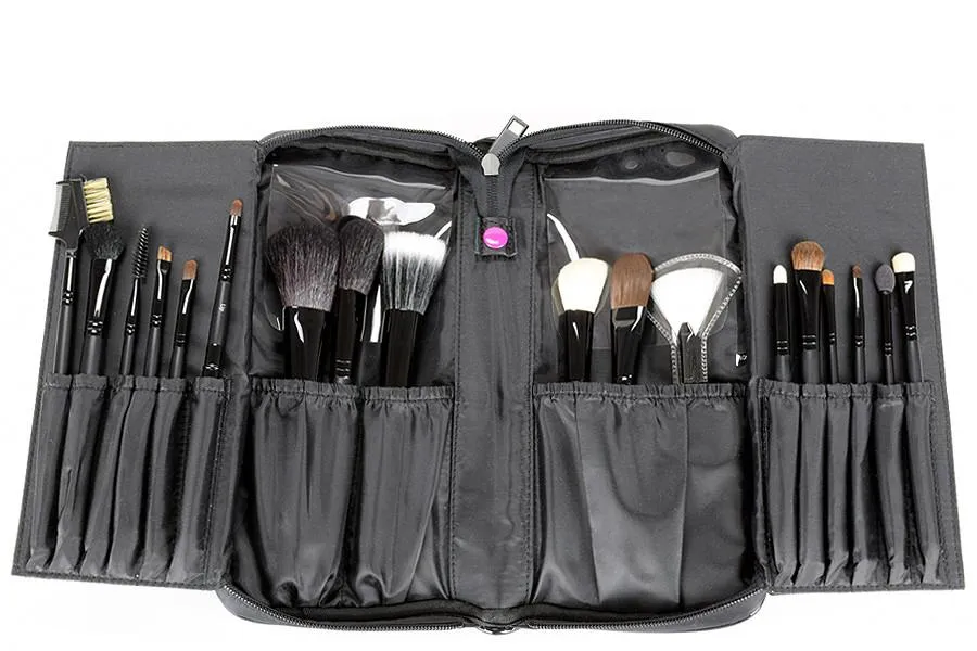 MustaeV - Exclusive Black Black Brush Set