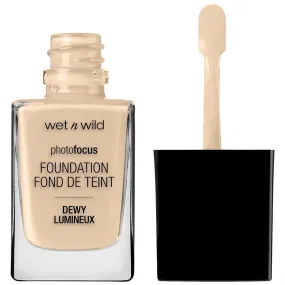 WET N WILD - Photo Focus Dewy Foundation Porcelain - 0.95 oz (28 ml)